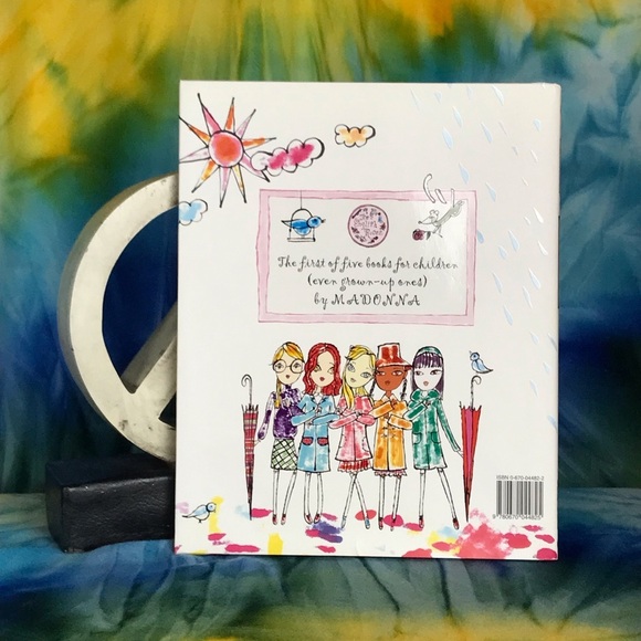 Madonna The English Roses First In Series Hardcover Children’s Book - Picture 3 of 13